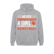 Moletom Feminino Never Underestimate a Girl - Use Conforto