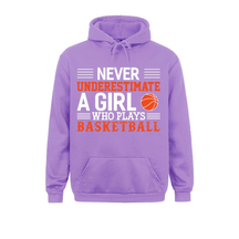 Moletom Feminino Never Underestimate a Girl - Use Conforto